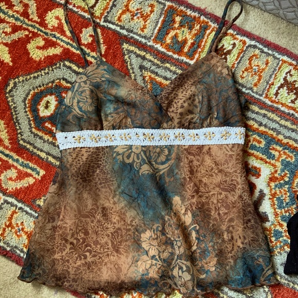 Beautiful blue and brown women’s top - Picture 1 of 5